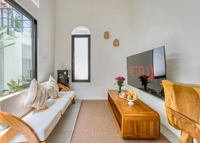 Cozy Tropical Pererenan 2bd With Rooftop Pool Villa *