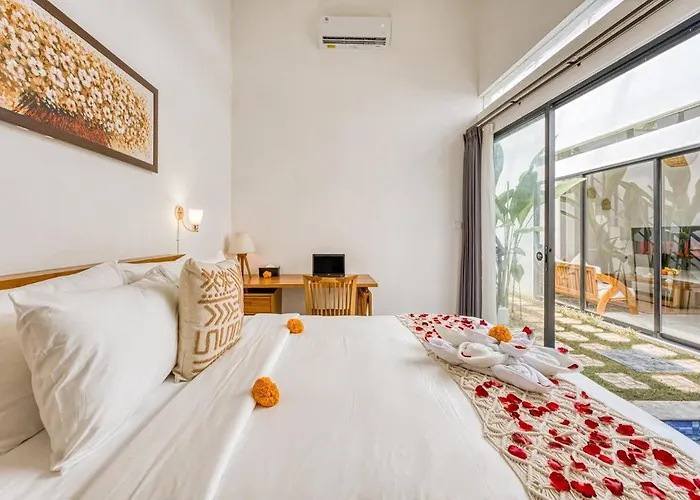 Cozy Tropical Pererenan 2bd With Rooftop Pool *